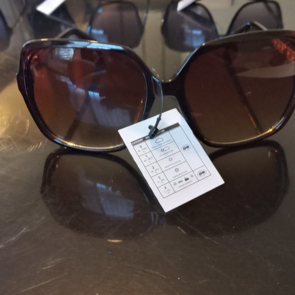 Beautiful brown sunglasses - Picture 2 of 2